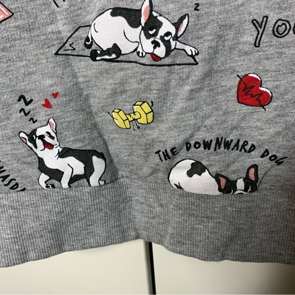 H&M Divided Dog Graphics Sweatshirt - Picture 6 of 14